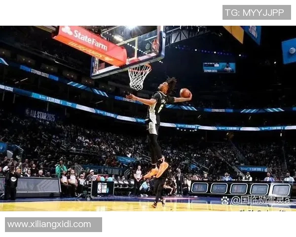 湖人对阵黄蜂的精彩对决分析与球员表现点评 湖人对阵黄蜂的精彩对决分析与球员表现点评