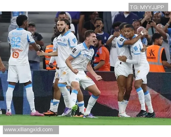 马赛主场迎战洛里昂帕瓦尔有望首发中卫助阵 马赛主场迎战洛里昂帕瓦尔有望首发中卫助阵