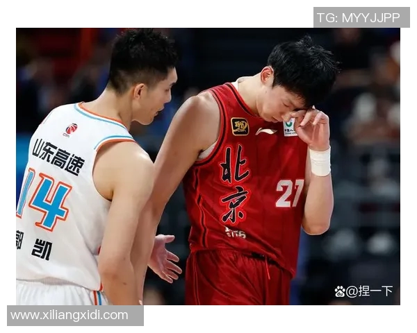 周琦在国际篮球舞台上的崛起与挑战：从青涩球员到顶尖中锋的成长历程