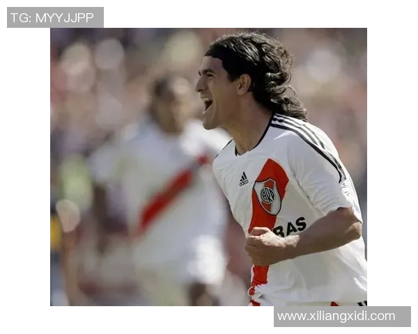 博卡青年与河床对决的背后原因解析与历史渊源探讨